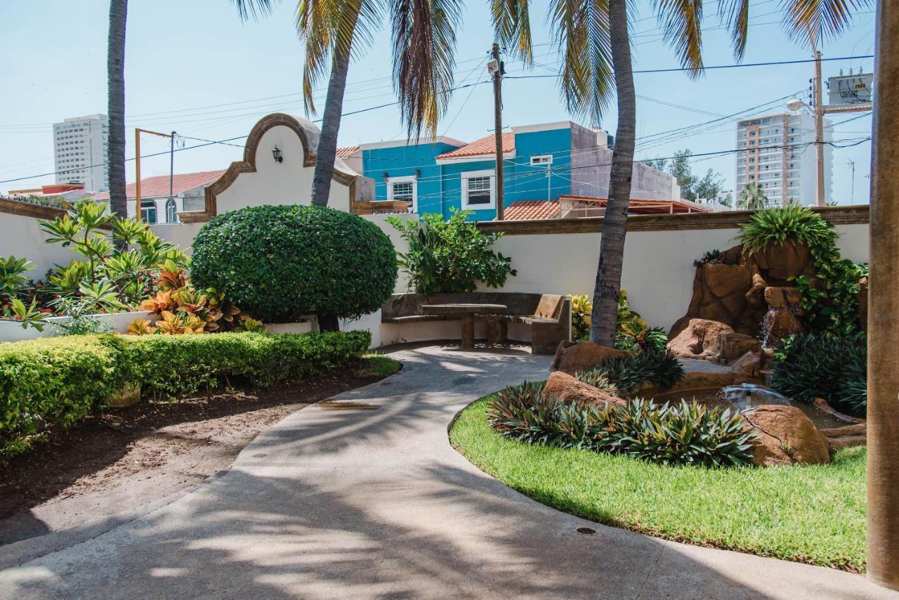 Hacienda Del Sol Mazatlan Hotel Exterior photo